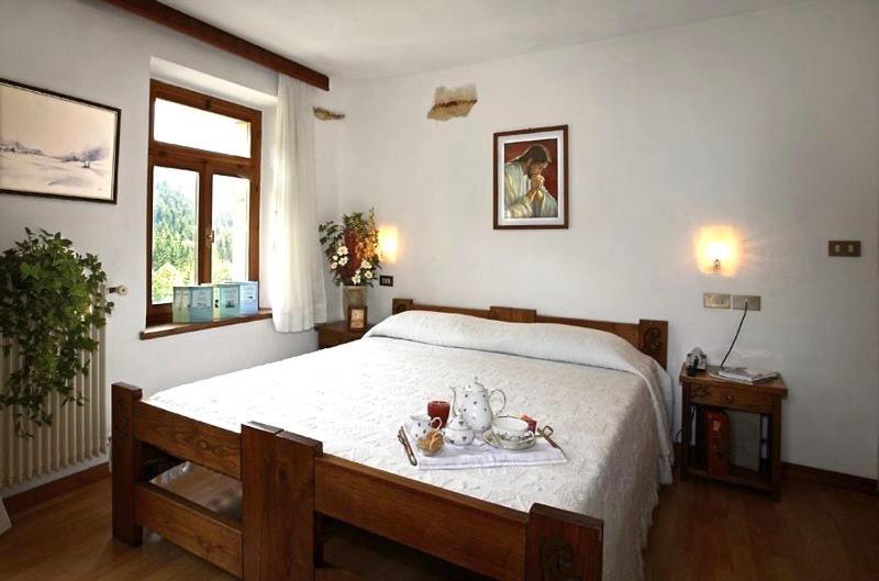 Albergo Piani Di Luzza Forni Avoltri Exterior photo