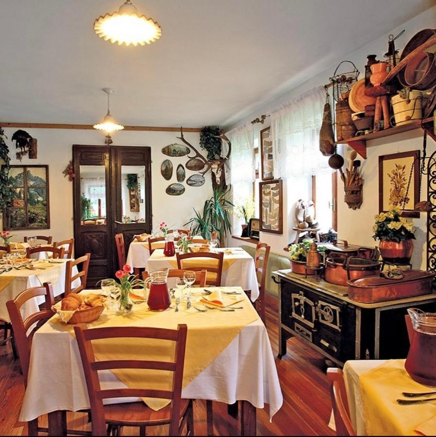 Albergo Piani Di Luzza Forni Avoltri Exterior photo